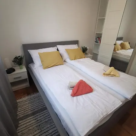 Zoanda Apartment